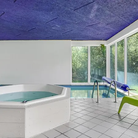 Lovely Home In Ebeltoft With Sauna