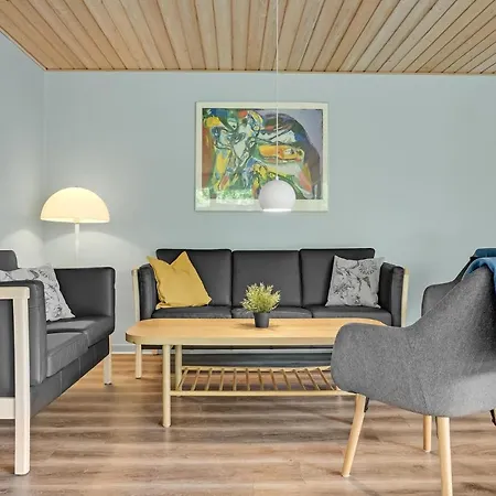 Lovely Home In Ebeltoft With Sauna Tatil Evi