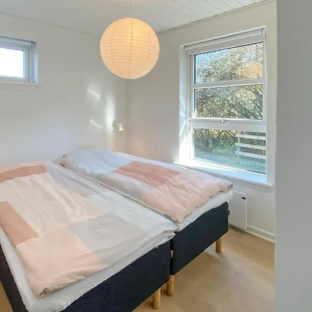 Tatil Evi Lovely Home In Ebeltoft With Sauna
